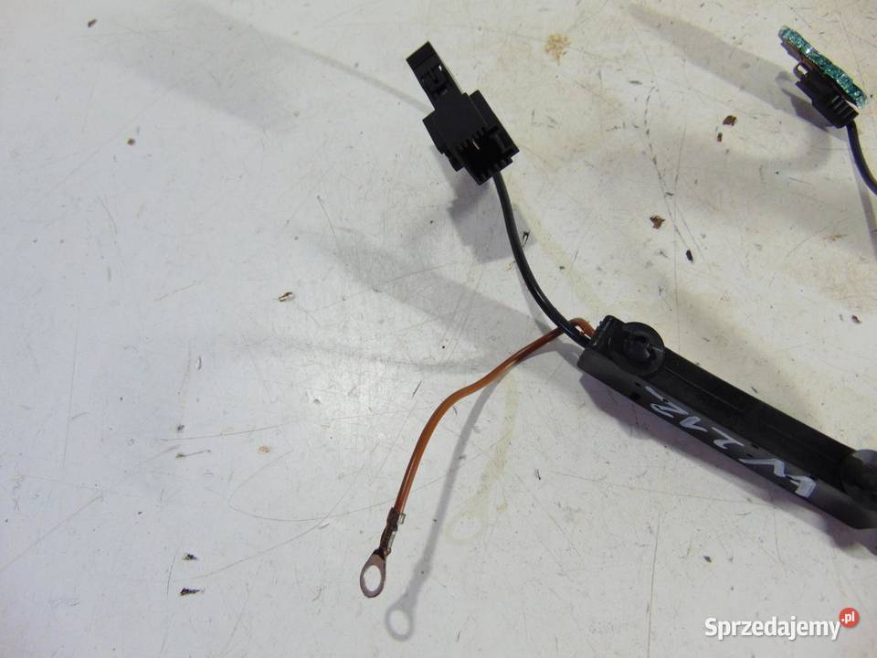 WZMACNIACZ ANTENY MERCEDES W212 LIFT A2128704589