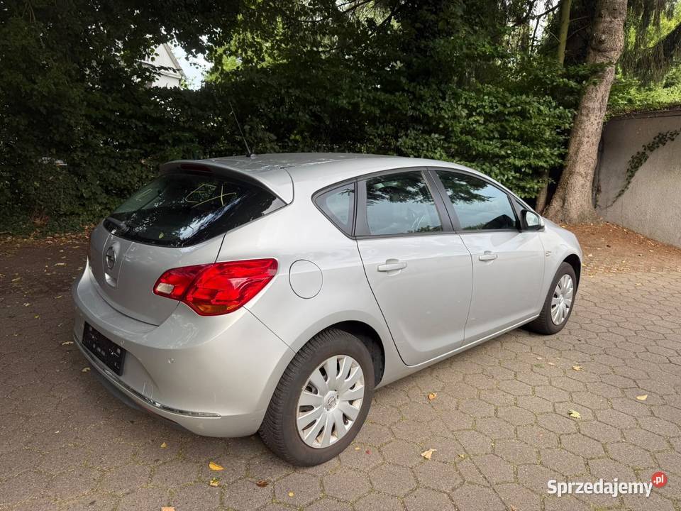 Opel Astra J 2015 16 Benzyna Super Stan Opłacona Chełm