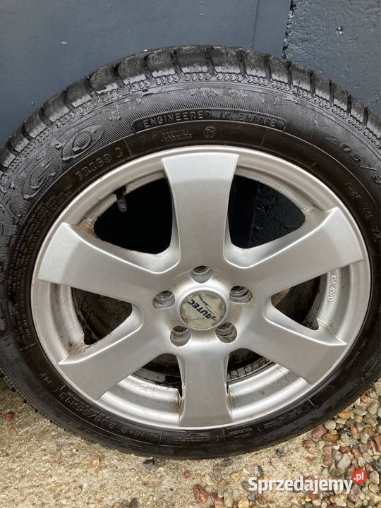 Felgi z oponami zimowymi Volvo sprzedam