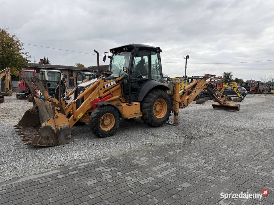 KoparkoŁadowarka CASE 580 T z 2012 roku koparka sprzedam