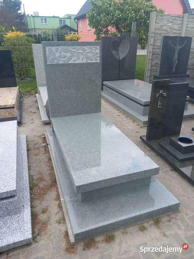 Nagrobek ziemny Kuru Grey rzeźba 8 Strzegom