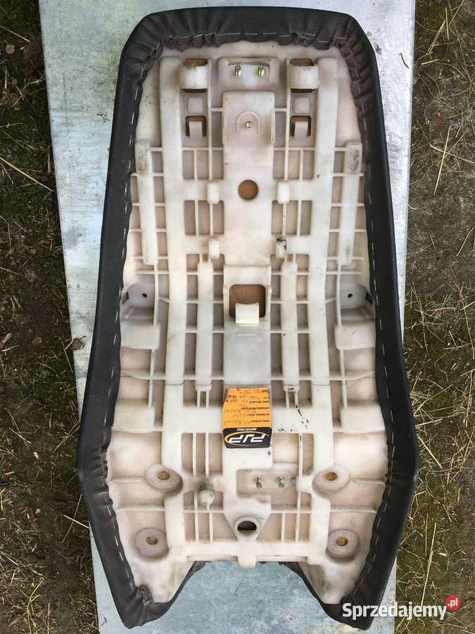 Siedzenie fotel kanapa Yamaha FZS 600 Fazer 9802