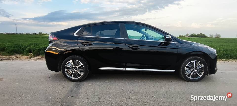 HYUNDAI IONIQ PLUGIN