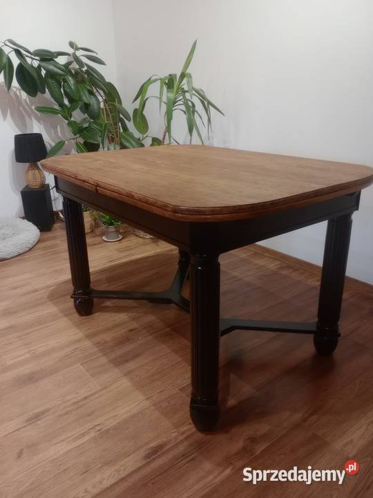 Sprzedam piękny rozkładany stół dębowy z okresu Lusówko