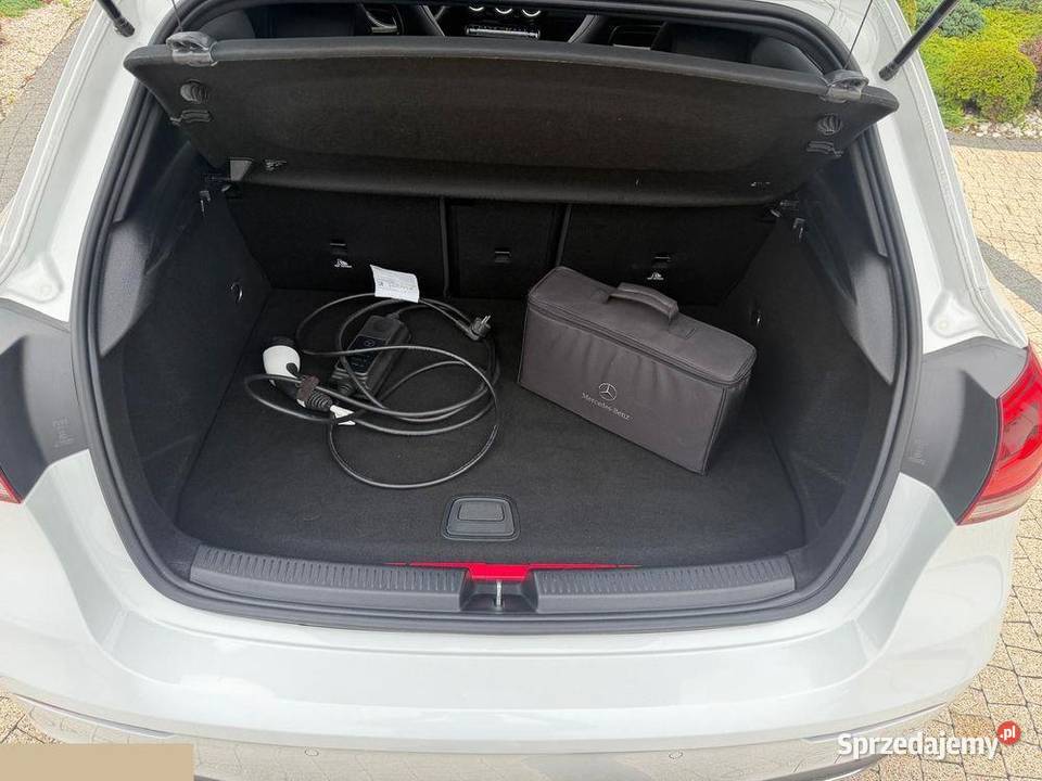 MercedesBenz Klasa A 250 E AMG Line 8GDCT 13 biały wielkopolskie Krotoszyn