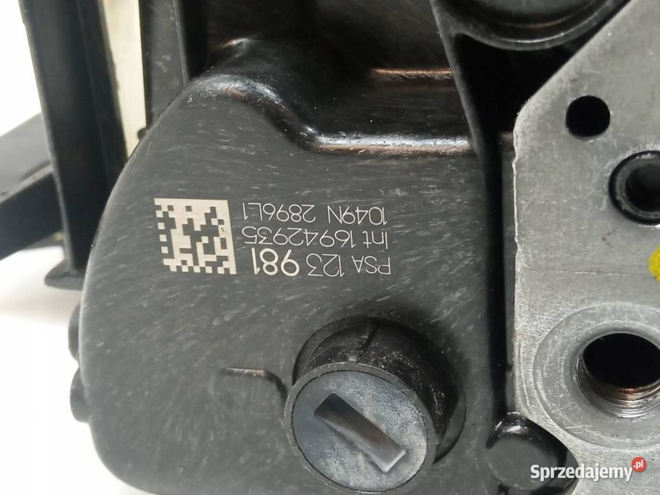 ZAMEK DRZWI LEWY PRZÓD PSA123981 Citroen C3 III Zamki, wkładki i kluczyki