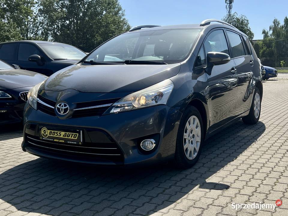 Toyota Verso 2015 kamera cofania