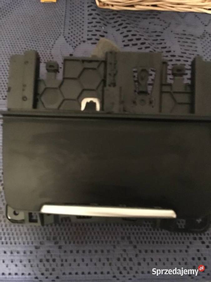 Popielniczka AUDI A4 A5 Q5 8K0857951 Szczecin