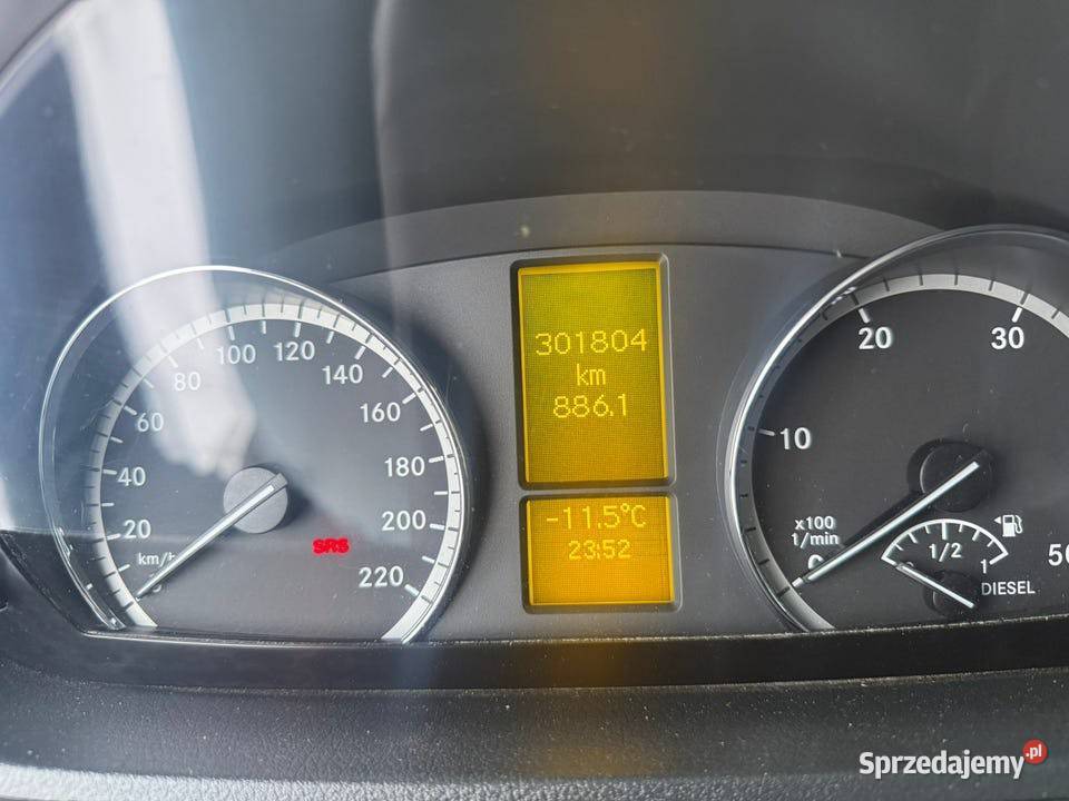 MercedesBenz Vito 115 Avangarde 4x4 czarny małopolskie Tarnów