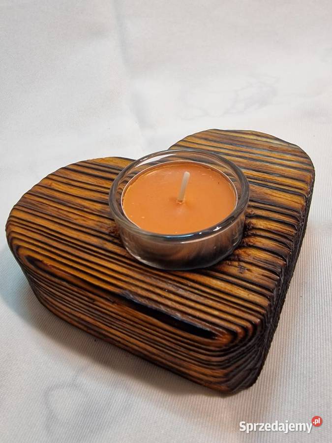 Świecznik drewniany serce koniakowy na tealight pomarańczowy Sępopol