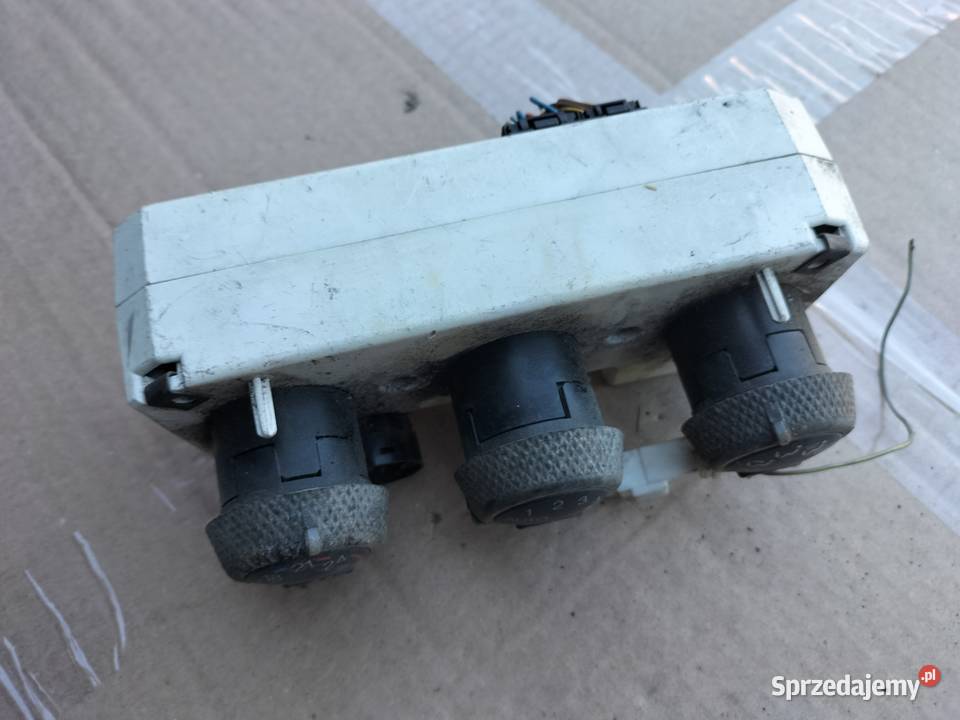 Panel nawiewu klimatyzacji ALFA ROMEO 156 panele sterowania, przełączniki Wyposażenie wnętrza lubelskie Kamień-Kolonia