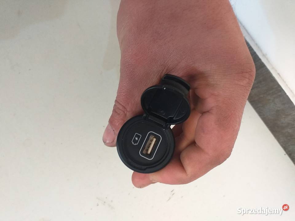 ORGINALNE GNIAZDO USB HYUNDAI TUCON III 1520 Skierniewice