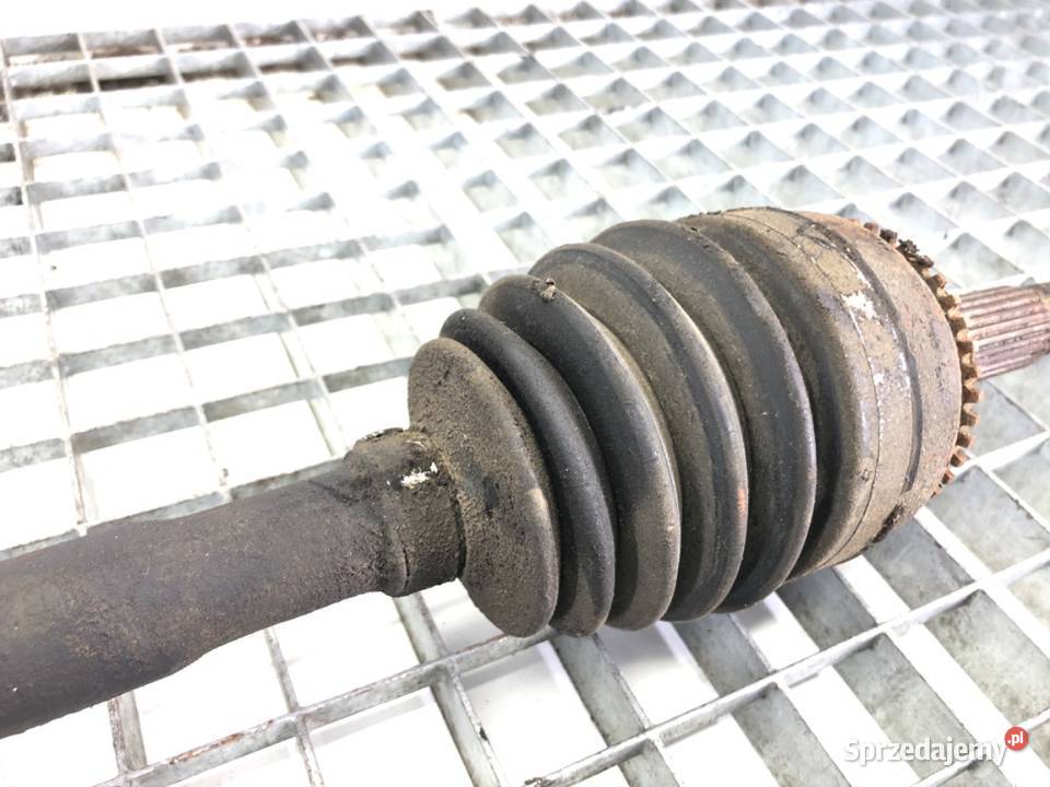 PÓŁOŚ PRAWY PRZÓD MITSUBISHI LANCER VII 20 135