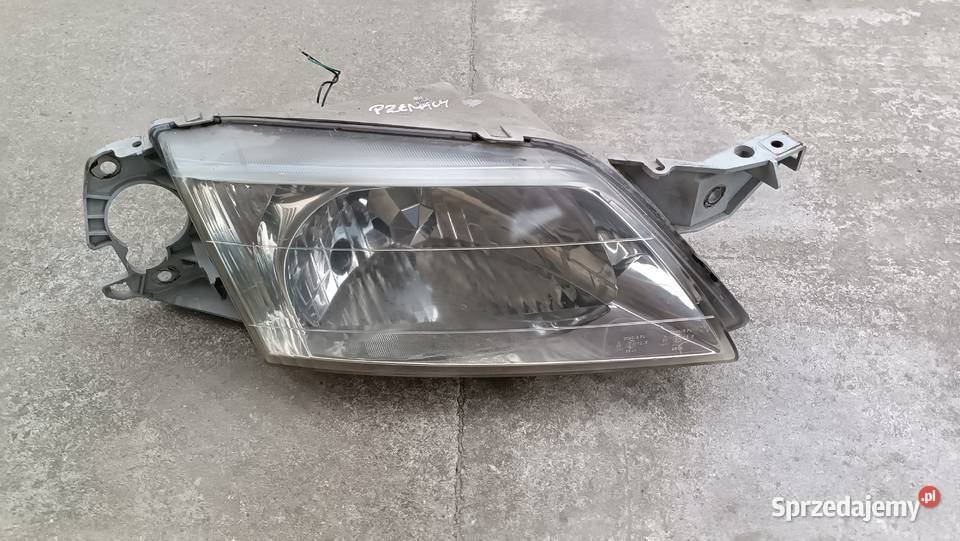 Lampa prawa przednia przód Mazda Premacy I Wał-Ruda sprzedam