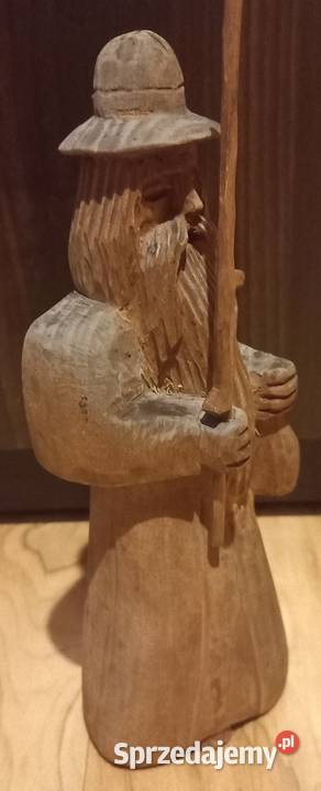 Drewnisna figurka wedrowca Pabianice