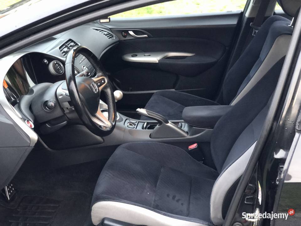 Honda Civic UFO 2006r 22 diesel panorama Xenon ASR (kontrola trakcji) Działki sprzedam