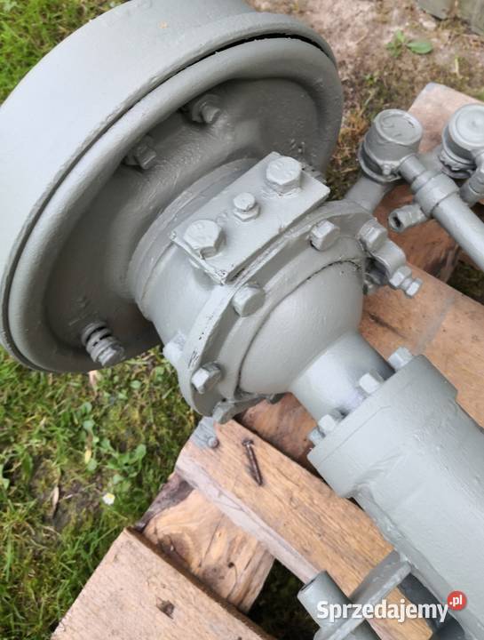 Obudowa mostu z piastami i zwrotnicami aro Domaradz