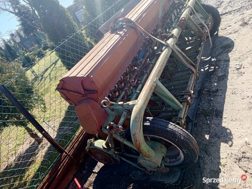 Siewnik zbożowy talerzowy Radomyśl Wielki