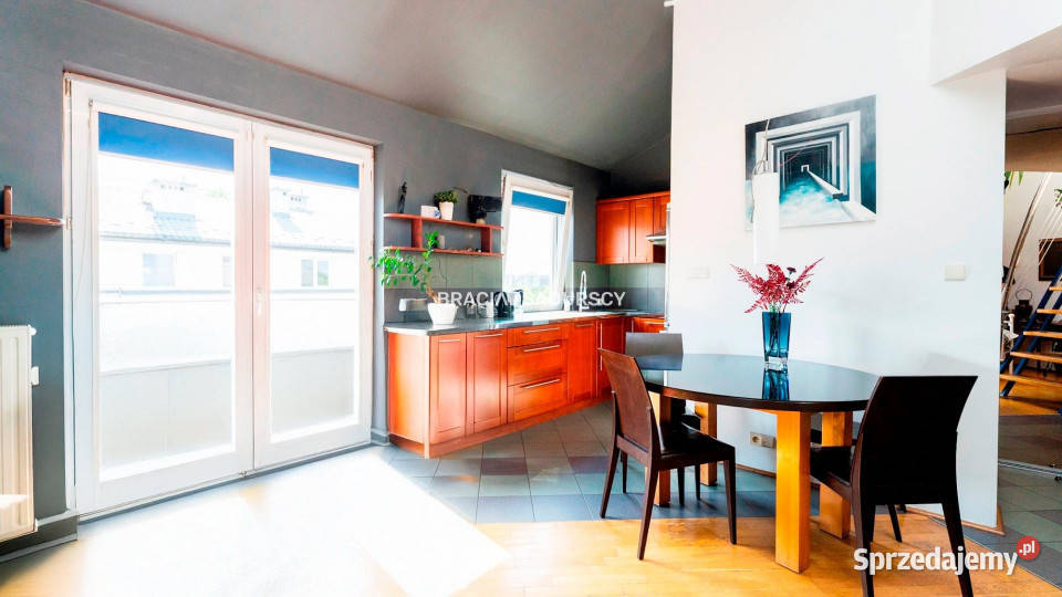 Sprzedam mieszkanie Kraków 104m2 6 pokoi Liczba pokoi 6 małopolskie