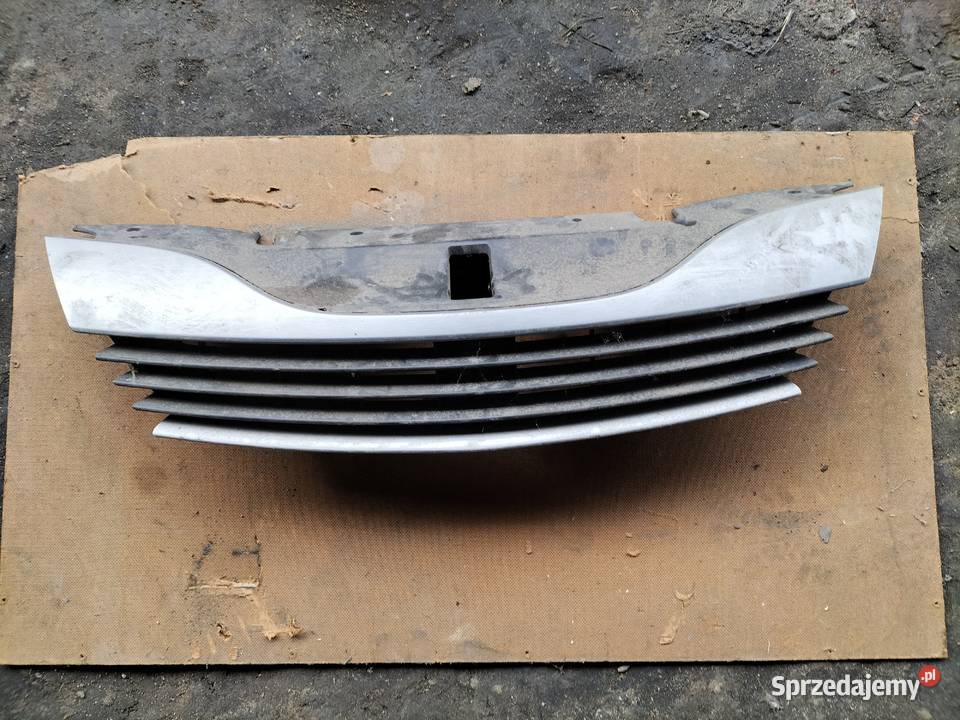 GRILL ATRAPA RENAULT LAGUNA II Rok produkcji 1999