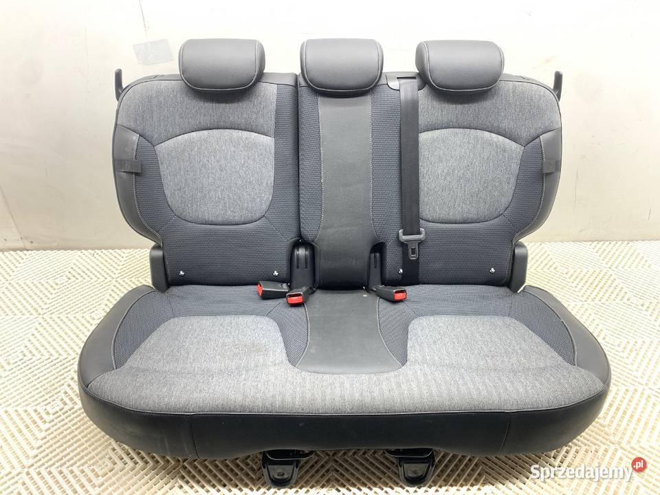 KANAPA DRUGI RZĄD RENAULT CAPTUR I Crossover