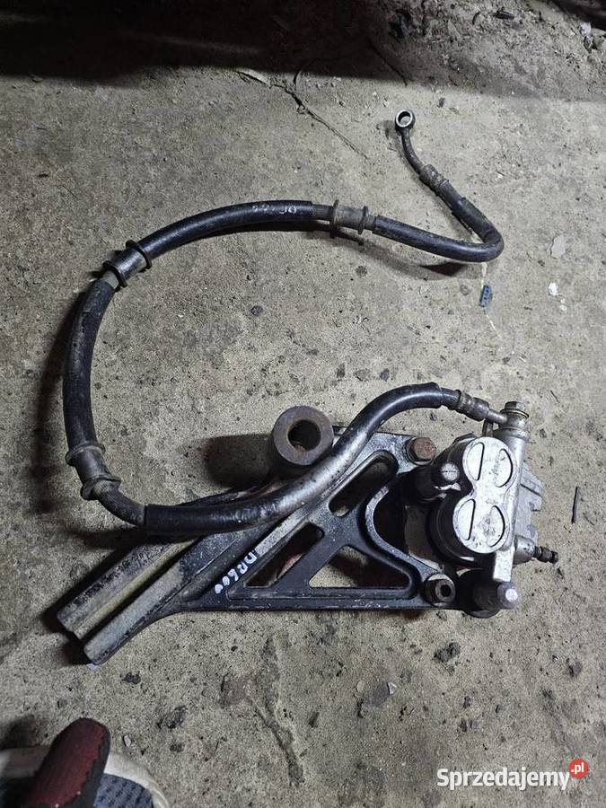 Suzuki DR 600 650 zacisk tył tylny tylni dr600