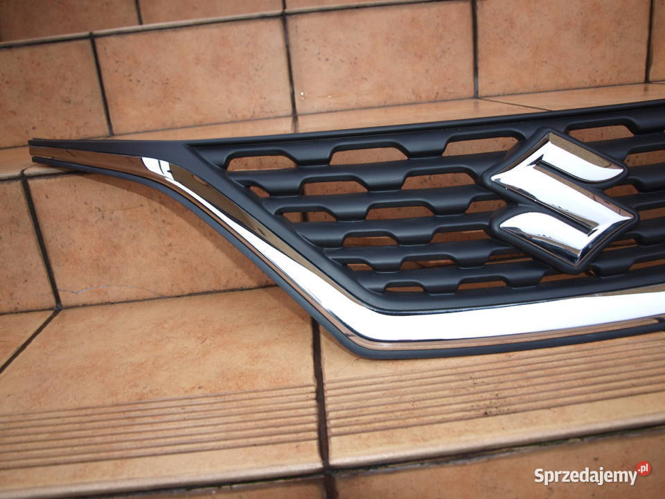 Suzuki Baleno grill chrom atrapa przód 2016 Kalisz