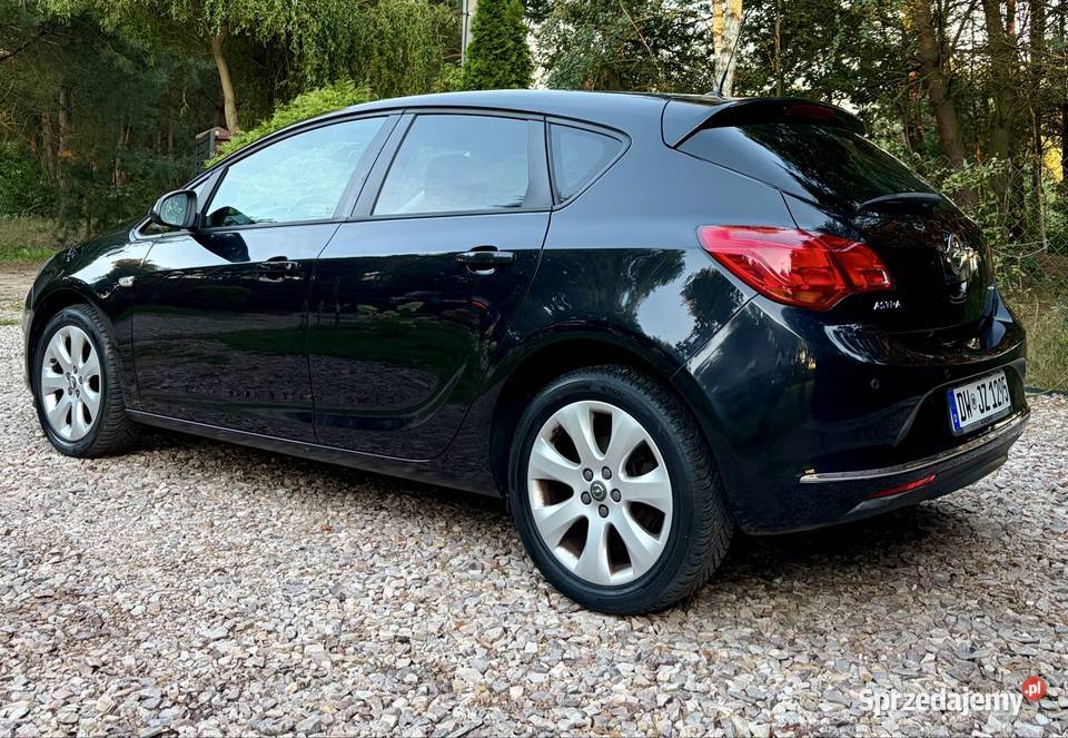 Opel Astra J 2015 134 000 Bezwypadkowa garażowany Astra mazowieckie Płońsk