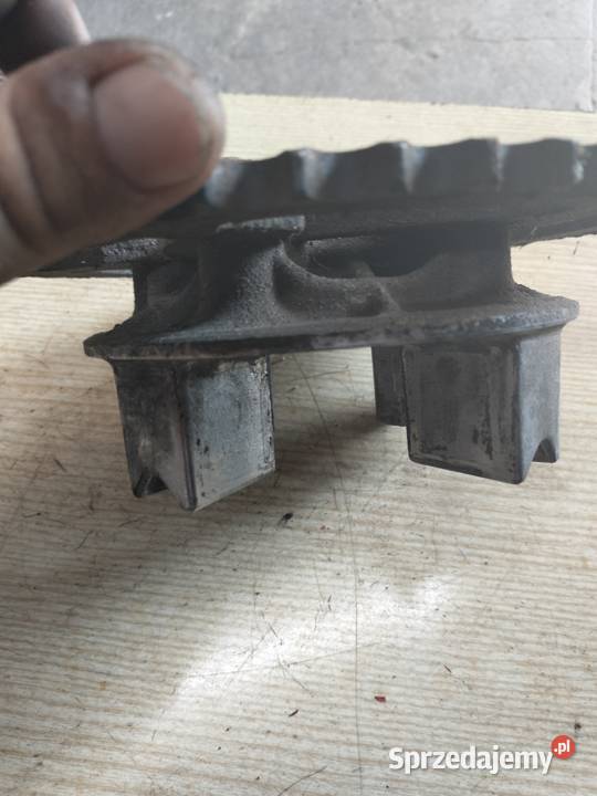 Zabierak tylnego koła Honda CBR 600 F1 PC 24 łódzkie Łubno sprzedam