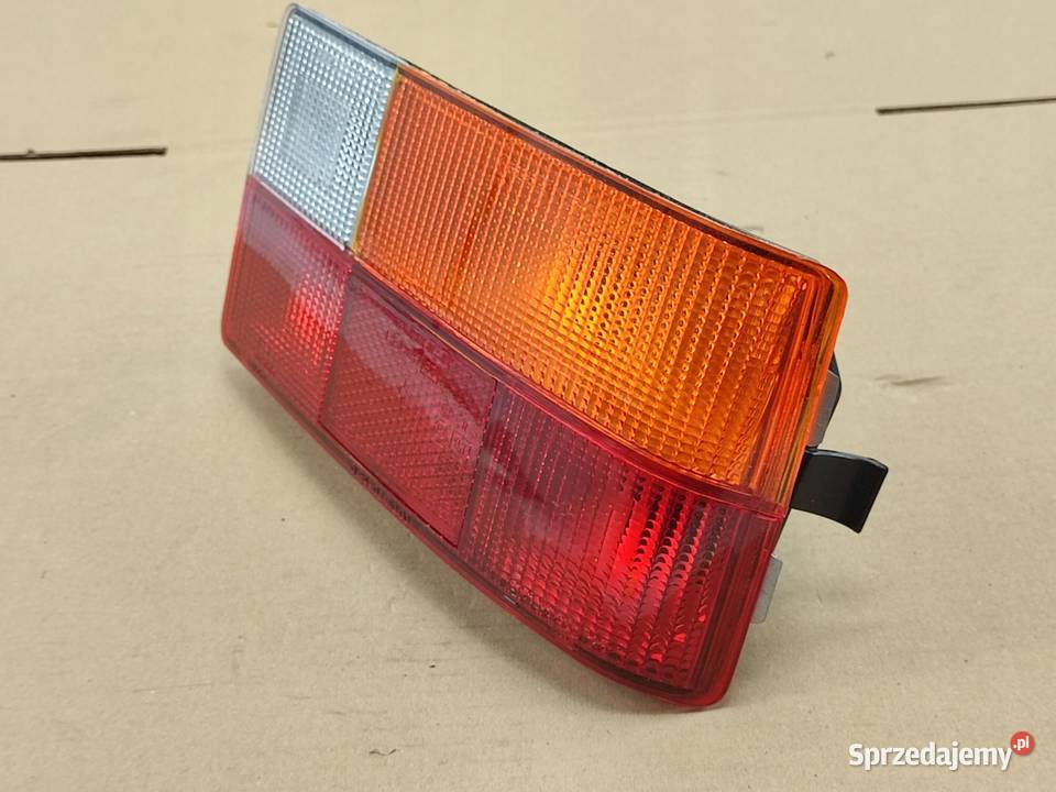 LAMPA PRAWY TYŁ LANCIA A112 AUTOBIANCHI 19791982