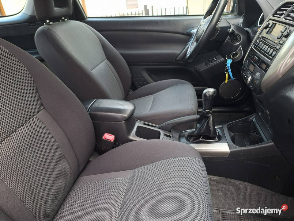 Toyota RAV4 4X4 benzyna 20VVTi z Niemiec PiĘKNA garażowany Olsztyn sprzedam