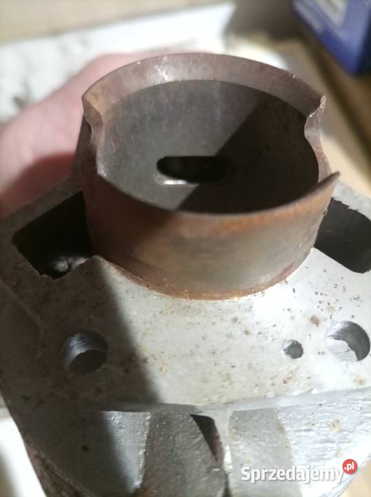 Cylinder komar nowy PRL Nowogród Bobrzański sprzedam