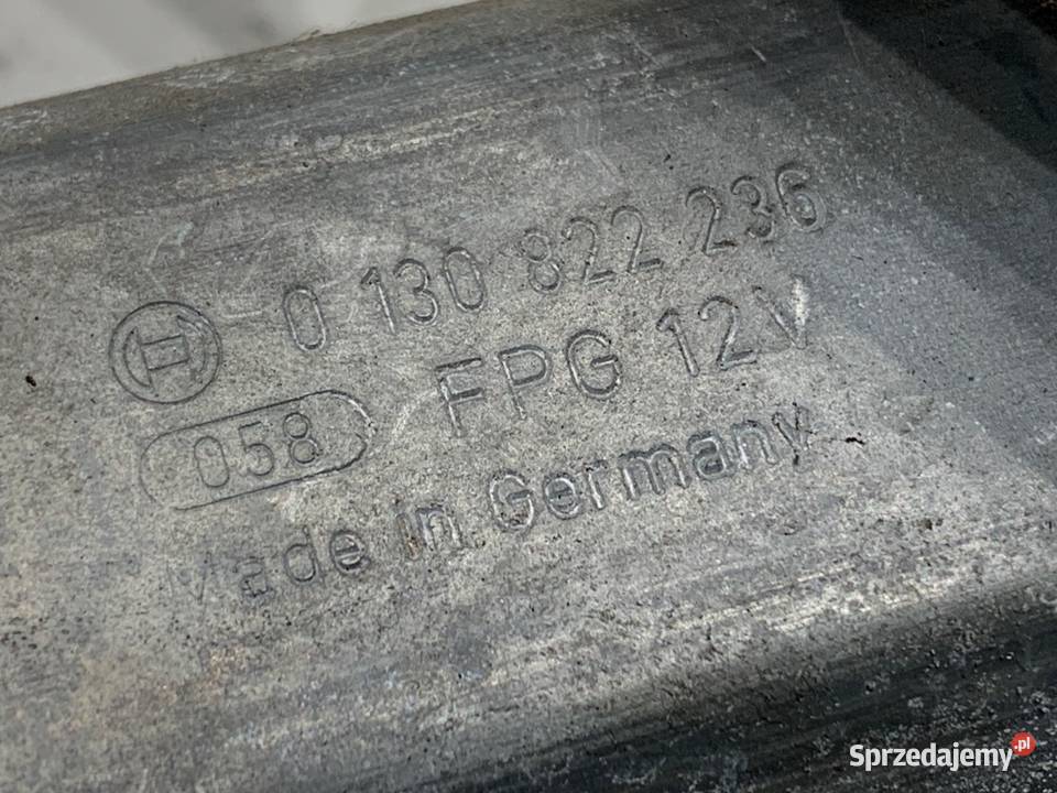 PODNOŚNIK SZYBY PRAWY TYŁ BMW E83 6925966 SUV podkarpackie