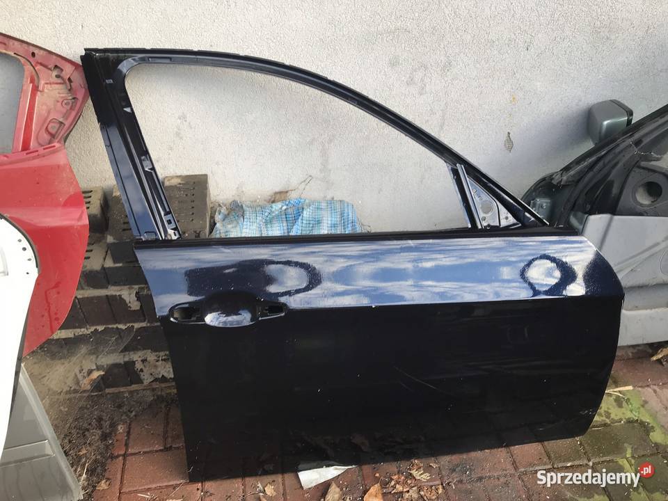 Drzwi bmw F20 prawy przod Kozy