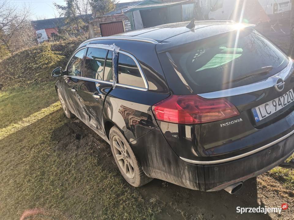 Opel insignia 20 turbo benzyna kolizji