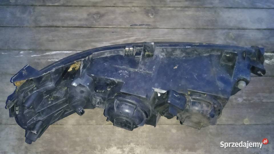 Lampa Volvo S60 prawy przód Anglik obudowa lubelskie Lublin