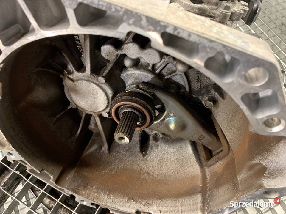 SKRZYNIA BIEGÓW KIA VENGA TJJ5 14 90