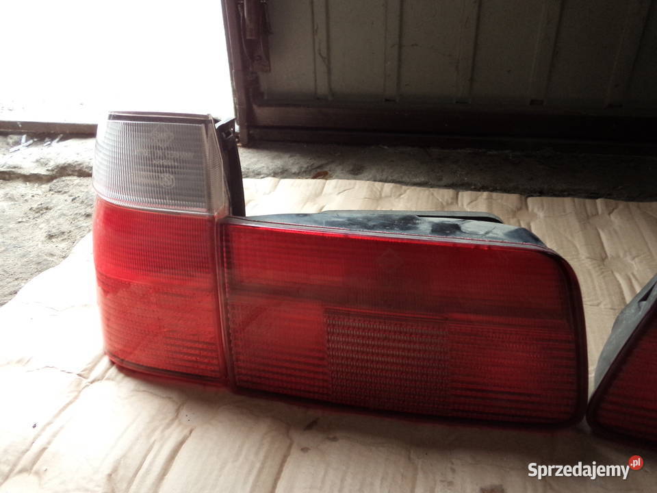 Lampy tył BMW E39 kombi touring biały kierunek