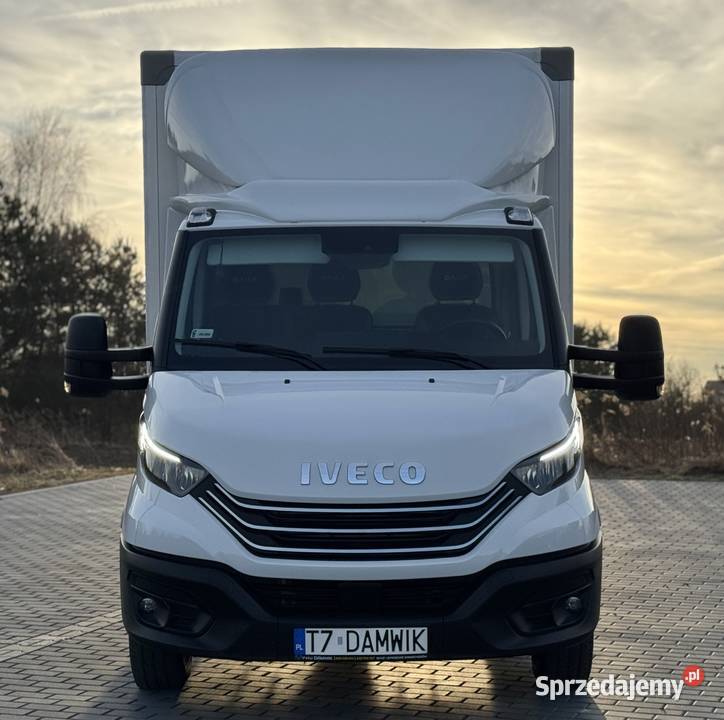 Iveco Daily 2022r35S18 30 HIMATIC Kontener 9 komputer pokładowy Daleszyce sprzedam