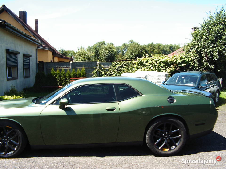 Dodge Challenger 36 GT 2019 r automat 3600cm3 wielkopolskie Września