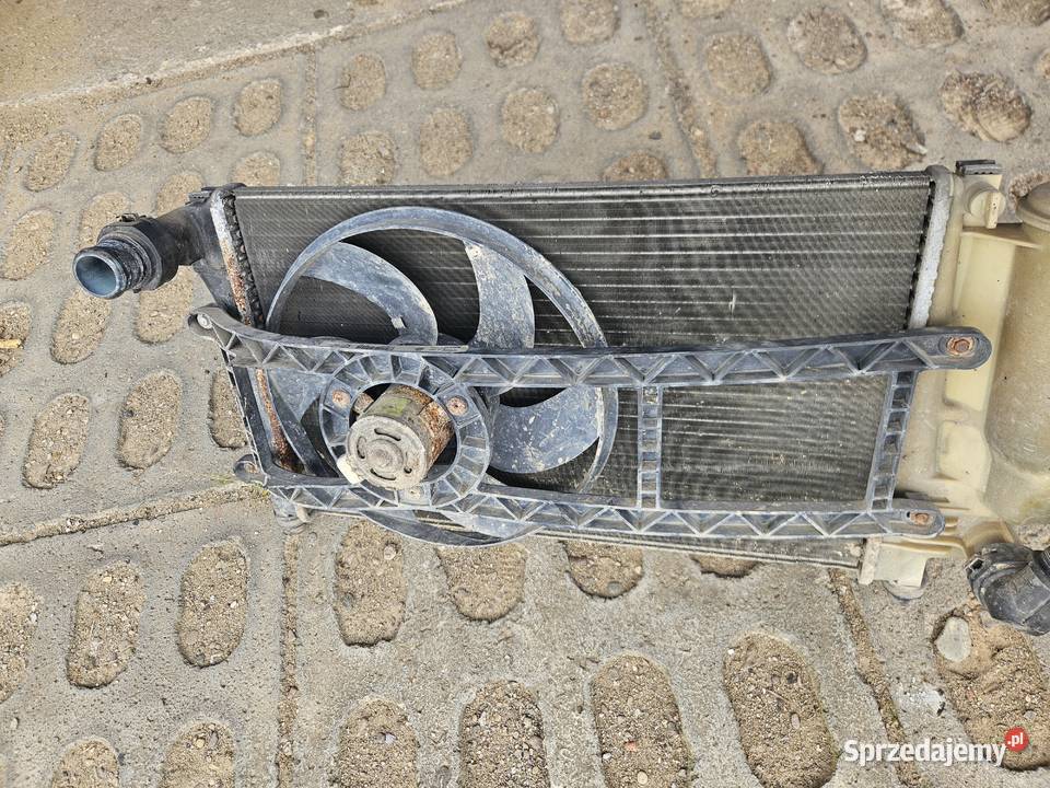 Fiat Panda 11 chłodnica z wentylatorem Chłodnie wody Strzyżów