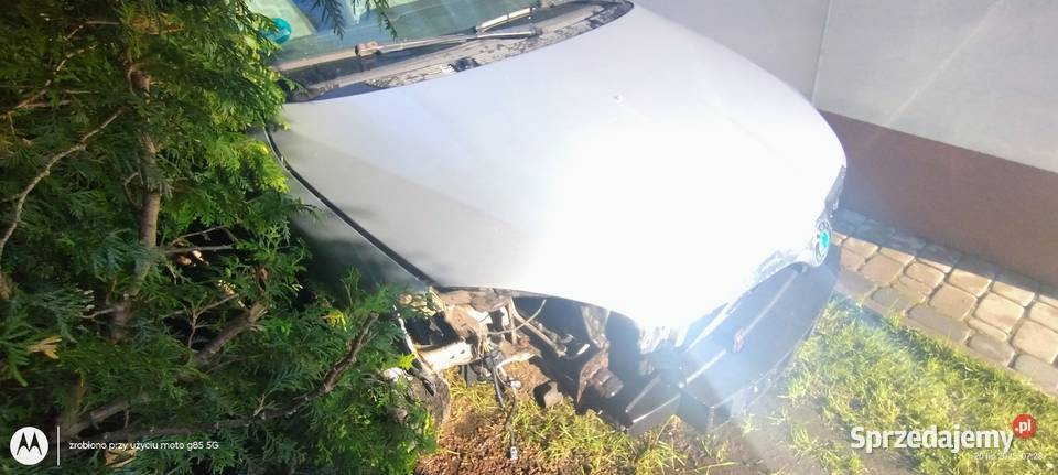 Maska pokrywa silnika srebrny metalik Skoda osobowe Maski