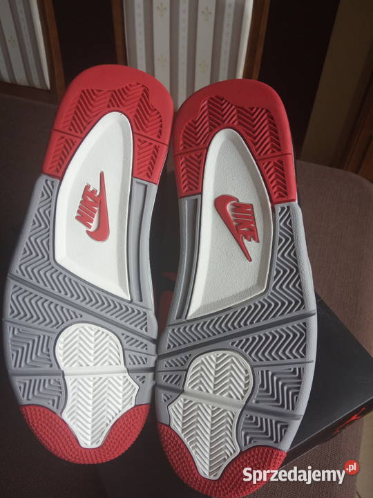 r 425 us 9 Nike Jordan 4 Retro Bred 2019 Poznań sprzedam