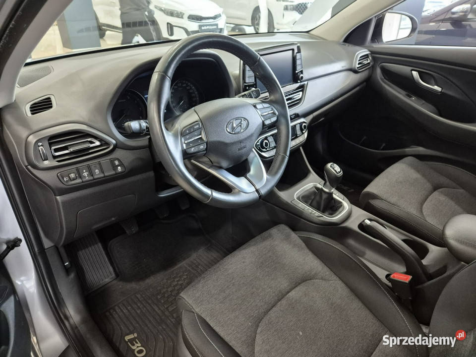 Hyundai i30 15 TGDI 160 6MT MHEV 48 Wersja Smart wspomaganie kierownicy łódzkie Łódź