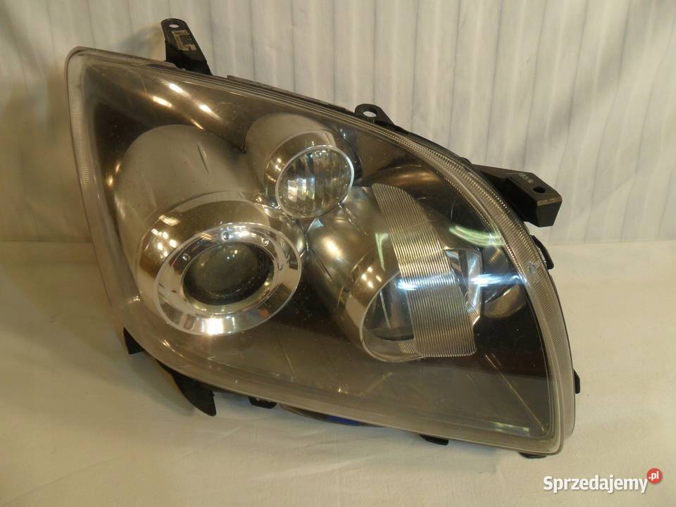 TOYOTA AVENSIS T25 LIFT 2007 2008 2009 XENON osobowe Nowy Tomyśl