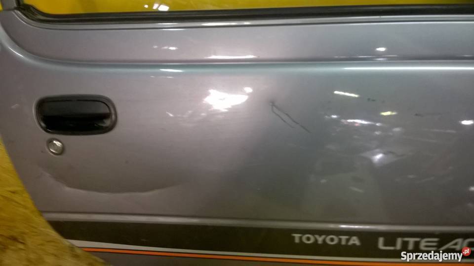 Toyota liteace drzwi prawe Oświetlenie Wrocław