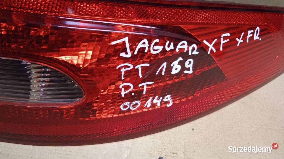 JAGUAR XF XFR LAMPA TYŁ PRAWA