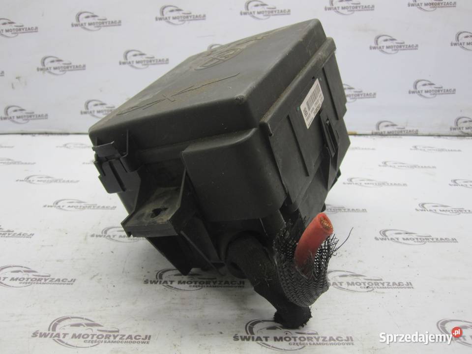 OPEL CORSA E 17r skrzynka bezpieczników 39080924 Kielce sprzedam