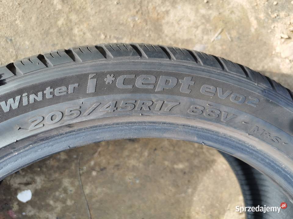 opona zimowa 20545 R17 HANKOOK Winter Icept evo Samochodowe Lubicz Górny sprzedam