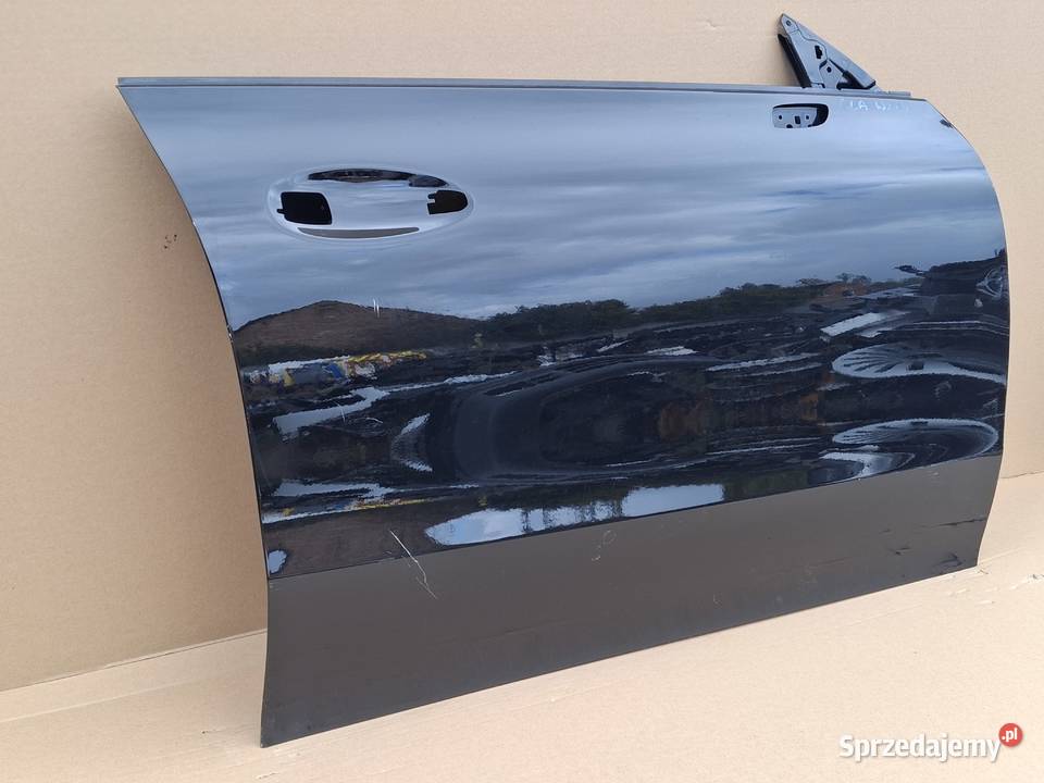 MERCEDES CLA W118 DRZWI PRAWY PRZÓD PRAWE Drzwi Bieleń